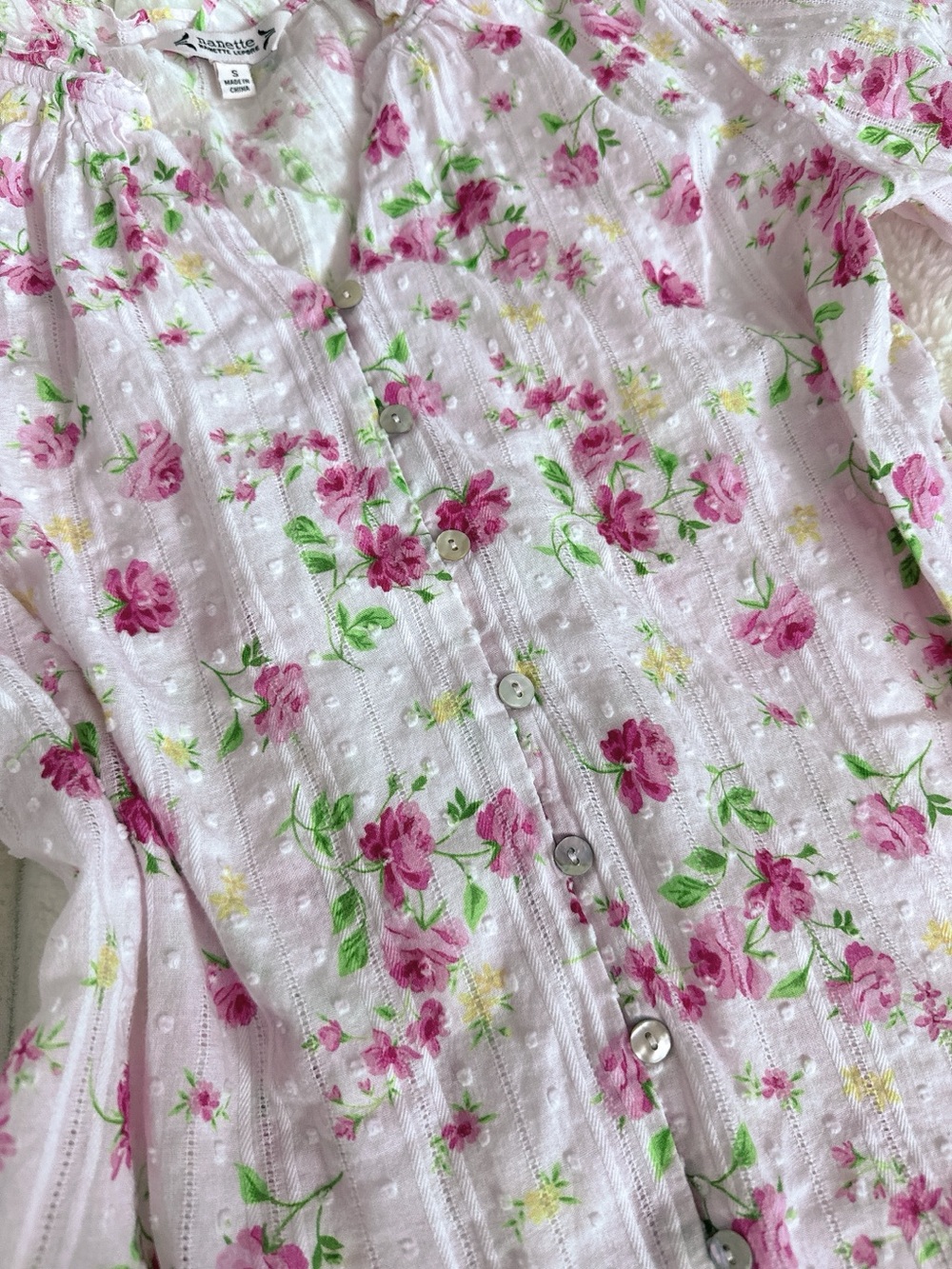 Nanette Lepore Floral Pink Button-Front Puff Sleeve Blouse - Picture 3 of 3